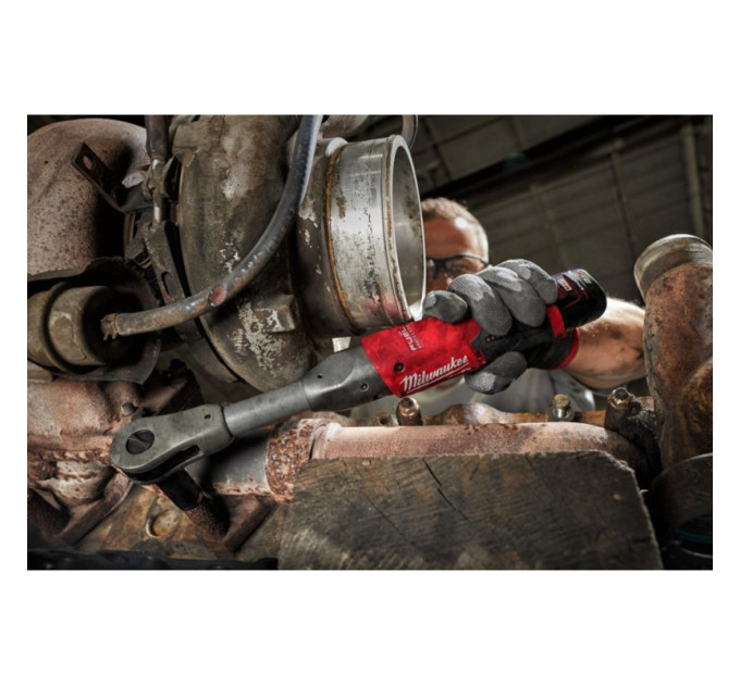 Трещётка аккумуляторная бесщёточная удлинённая MILWAUKEE 3/8" (75 Нм) M12 FIR38LR-0 (каркас)