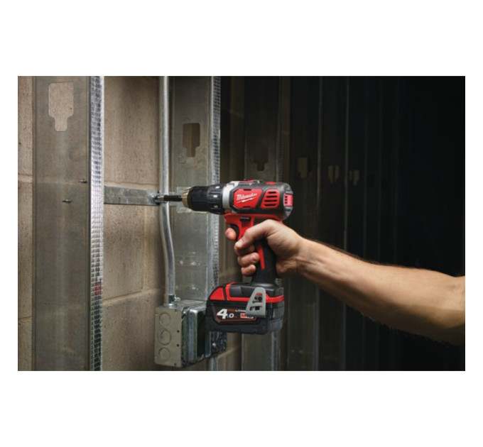 Дрель - шуруповерт, крут. мом. 50 Нм, MILWAUKEE M18 BDD-0 4933443530