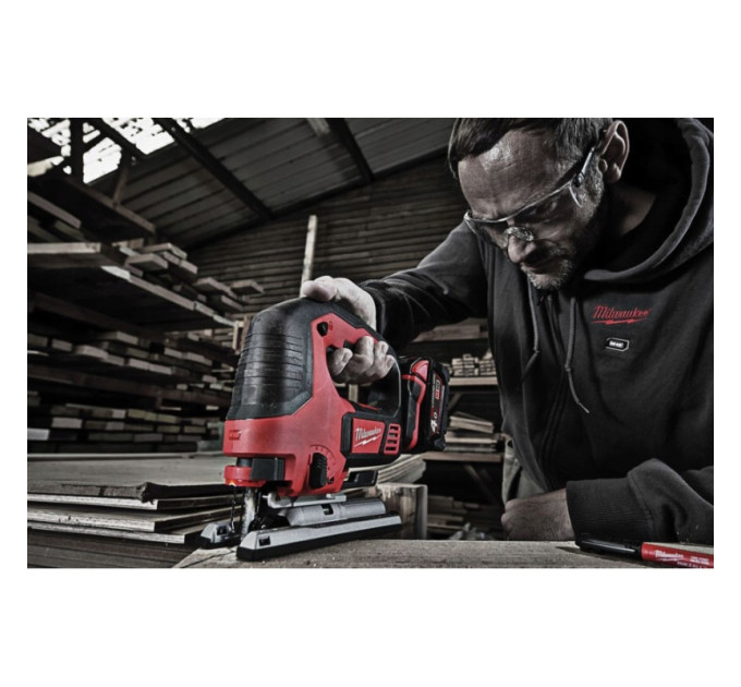 Пила лобзиковая аккумуляторная MILWAUKEE M18 BJS-0X (HDкейс)