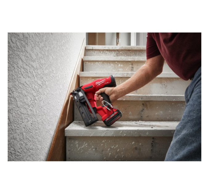 Пистолет гвоздезабивной аккумуляторный бесщёточный MILWAUKEE M18 FN16GA-202X (32-64мм)(ЗУ+2Х2Ач)
