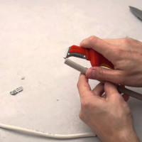 Нож для удаления изоляции Knipex 98 55, 180 мм с пяткой Нож для удаления изоляции Knipex 98 55, 180 мм с пяткой