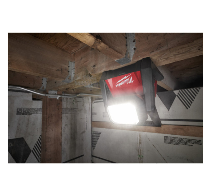 Фонарь светодиодный аккумуляторный MILWAUKEE M18 HOAL-0