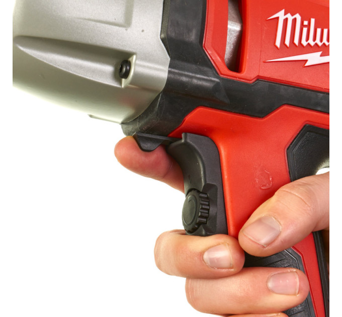 Гайковерт ударний 3/4" MILWAUKEE IPWE 520 R крут. мом. 520 Нм, 4933451525