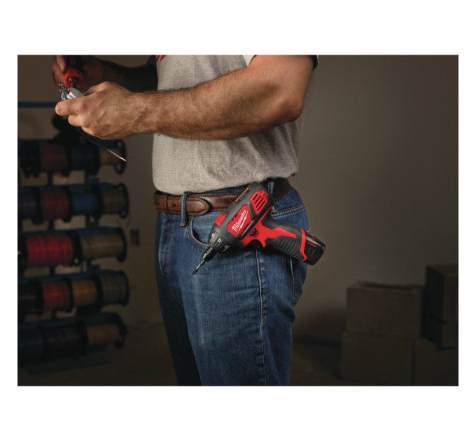 Шуруповерт аккумуляторный MILWAUKEE M12 BSD-0 (20Нм) (каркас)