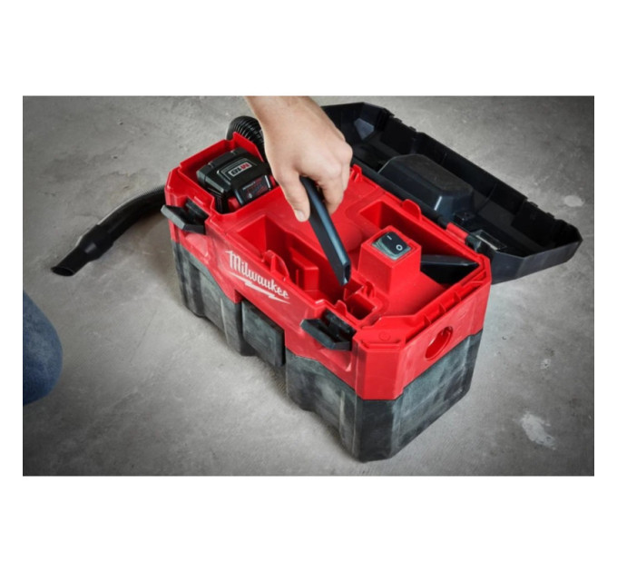 Пылесос аккумуляторный MILWAUKEE M18 VC2-0 (каркас) для воды и сухого мусора