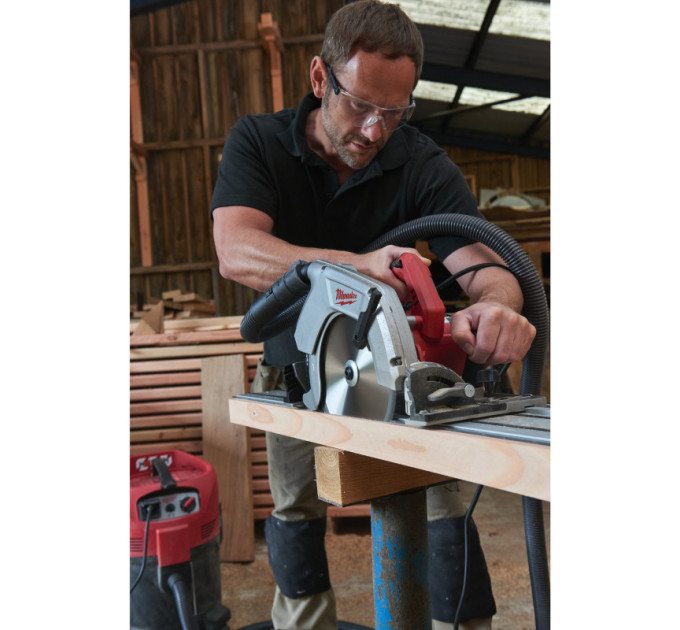 Циркулярная пила MILWAUKEE CS 85 CBE 4933451116