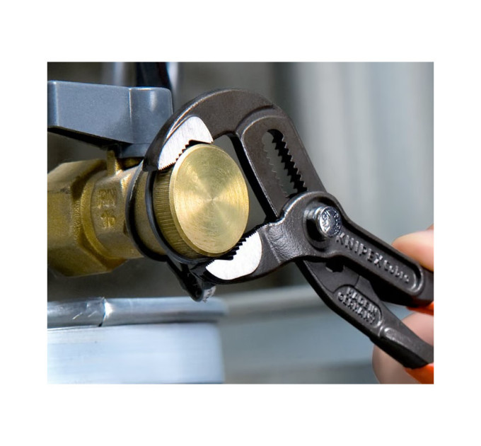Клещи сантехнические переставные высокотехнологические Ø42мм Cobra KNIPEX 87 02 180, фосфатированные