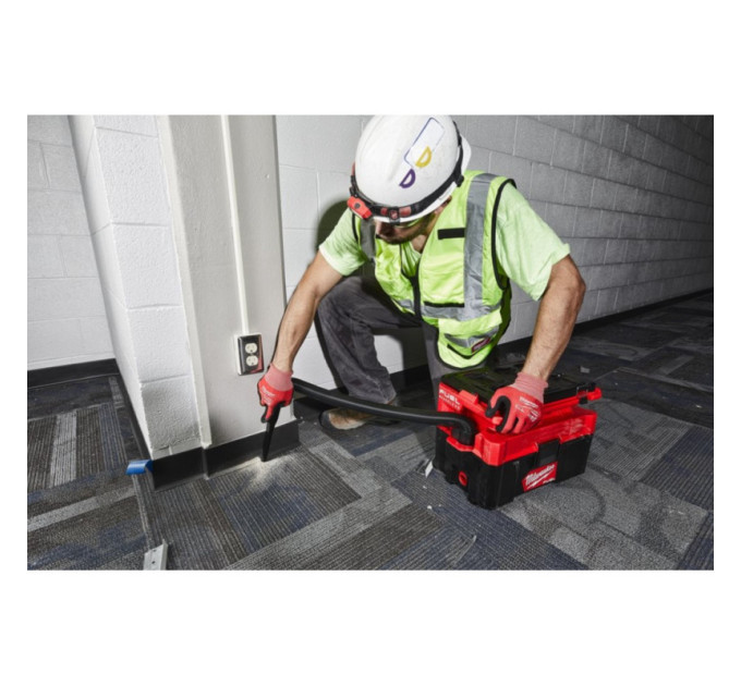 Пылесос аккумуляторный бесщеточный PACKOUT MILWAUKEE M18 FPOVCL-0 (каркас) для воды и сухого мусора
