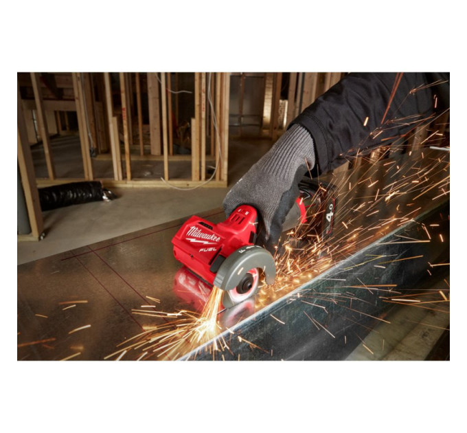 Пила дисковая универсальная аккумуляторная бесщёточная MILWAUKEE M12 FCOT-0, Ø76 (каркас)