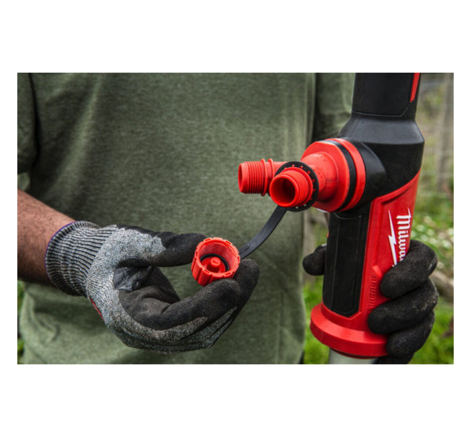 Насос аккумуляторный для перекачки жидкости MILWAUKEE M18 BLSWP-0 (каркас)