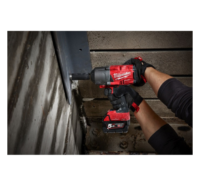 Гайковерт аккумуляторный бесщёточный MILWAUKEE 3/4" (2034Нм) M18 ONEFHIWF34-502X, с кольцом