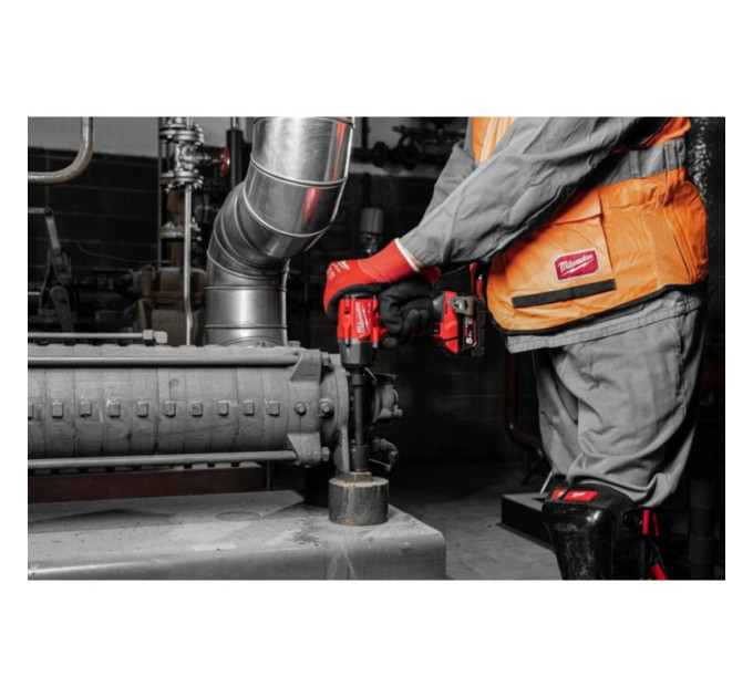 Гайковерт аккумуляторный бесщёточный MILWAUKEE 1/2" (881 Нм) M18 FMTIW2F12-502X,с кольцом