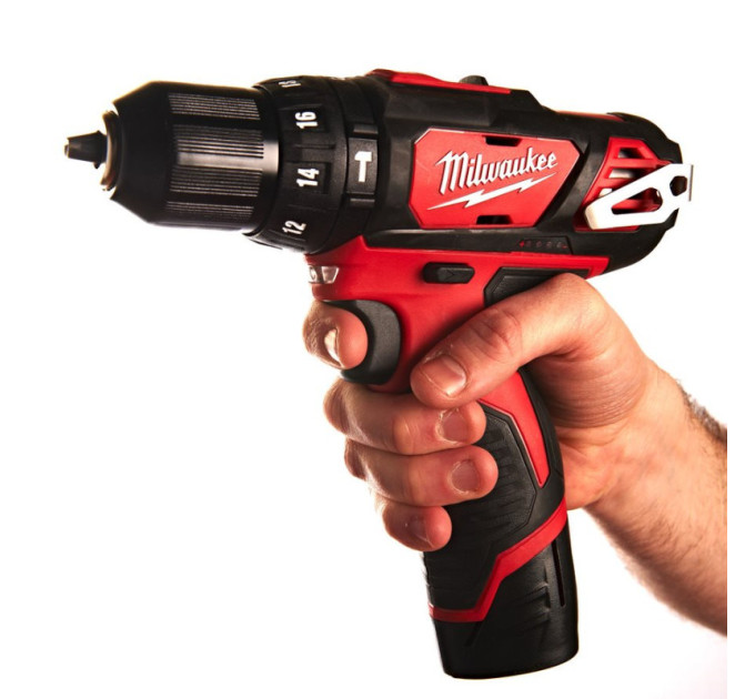 Дриль-шуруповерт акумуляторна ударна MILWAUKEE M12 BPD-0 (30Нм)(каркас)