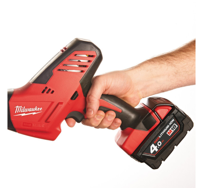 Пила сабельная аккумуляторная MILWAUKEE M18 C18 HZ-0 (каркас)