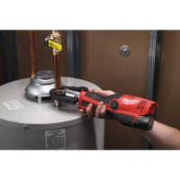 Обтискач гідравлічний акумуляторний для труб MILWAUKEE M12 HPT-0C (каркас+кейс)