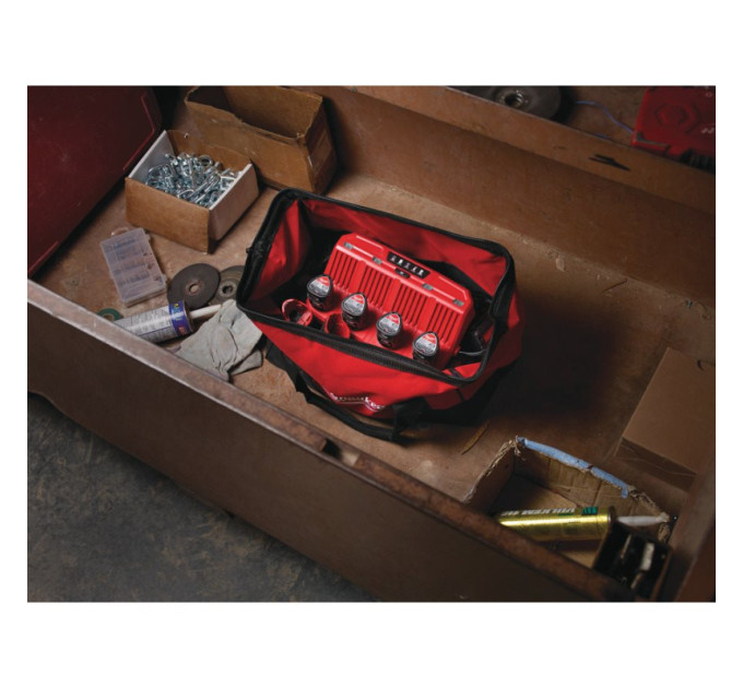 Зарядний пристрій MILWAUKEE M12 C4 (для 4х акум. М12) 4932430554