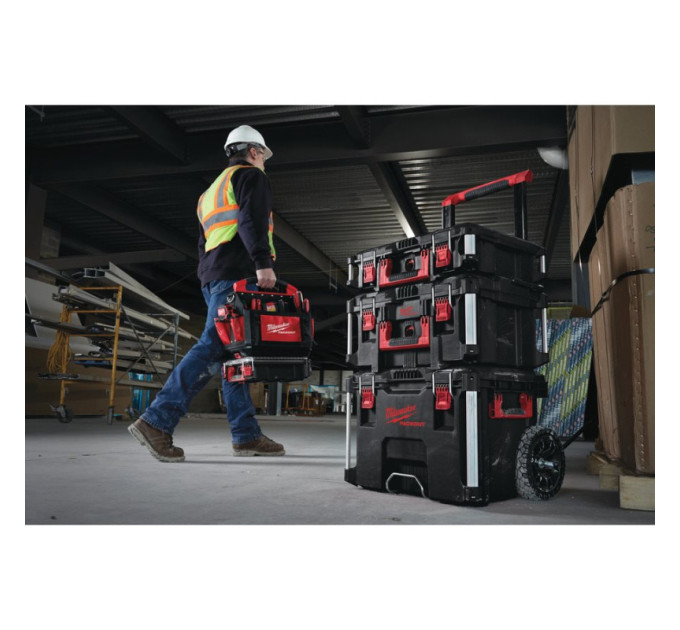 Ящик для інструментів на колесах PACKOUT MILWAUKEE TROLLEY BOX (560x410x650мм)