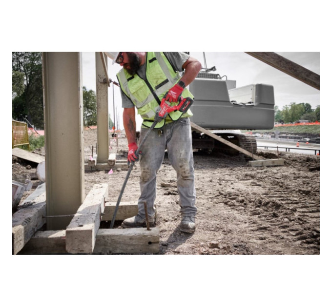 Вибратор погружной аккумуляторный бесщеточный MILWAUKEE M18 FCVN24-551 (2,4м) (ЗУ+1акк.Х5,5Ач)
