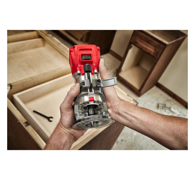 Фрезер аккумуляторный кромочный MILWAUKEE M18 FTR8-0X (каркас+HDкейс)