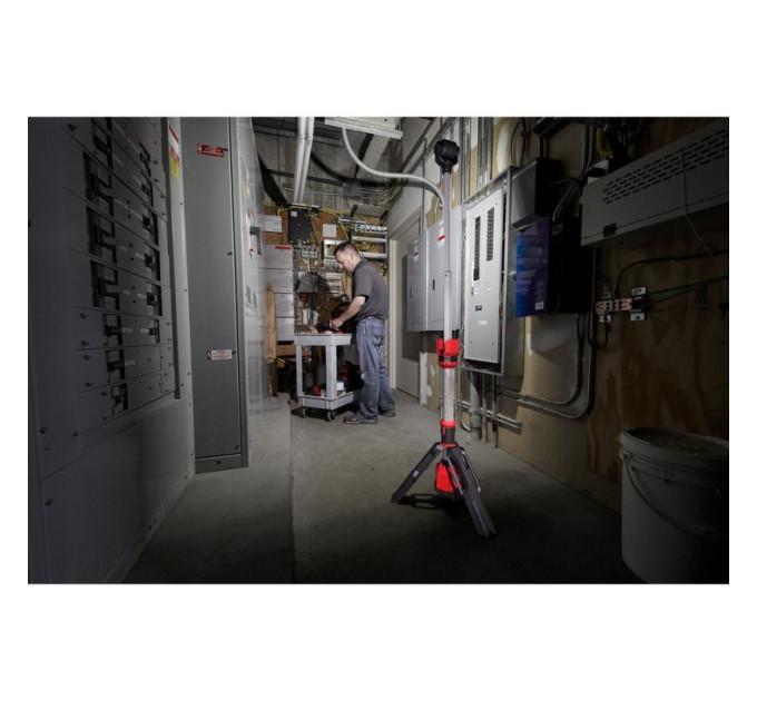 Фонарь светодиодный аккумуляторный- мачта освещения MILWAUKEE M12 SAL-0 (каркас)