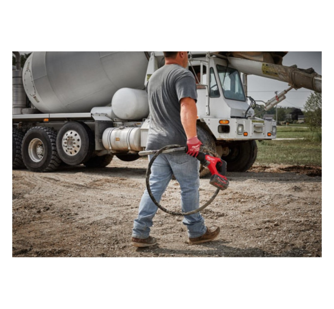Вибратор погружной аккумуляторный бесщеточный MILWAUKEE M18 FCVN12-551 (1,2м) (ЗУ+1акк.Х5,5Ач)