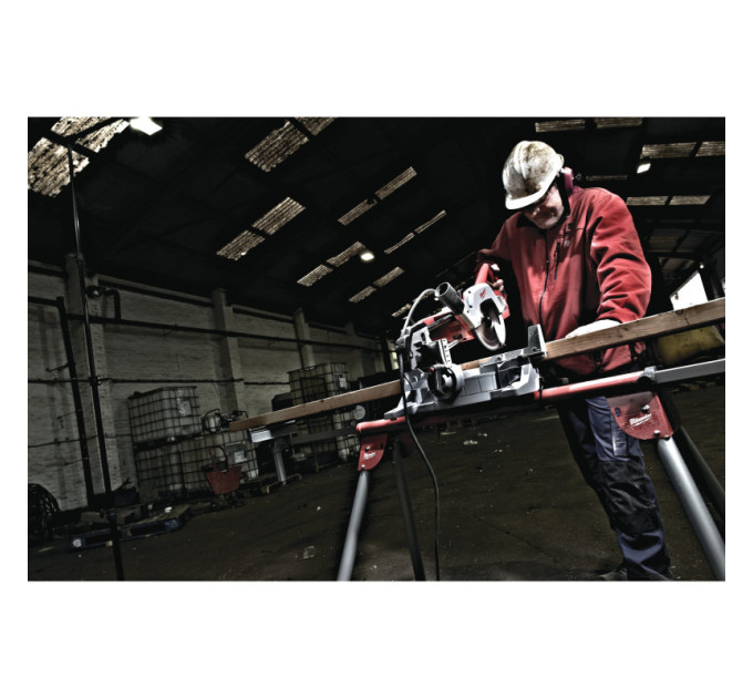 Торцовочная пила 216 ММ (8 1/2") с протяжкой MILWAUKEE 4933471055