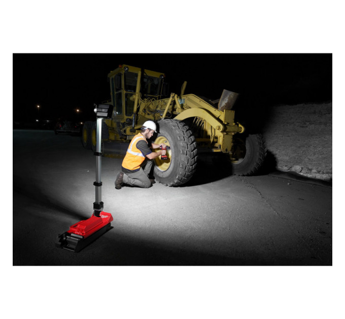 Прожектор светодиодный аккумуляторный напольный MILWAUKEE M18 ONERSAL-0 ONE-KEY