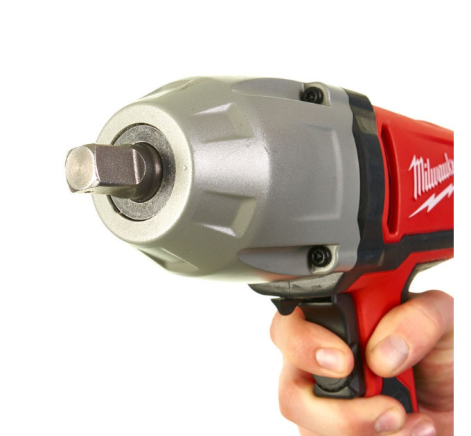 Гайковерт ударный 1/2" MILWAUKEE IPWE 400 R крут. мом. 400 Нм, 4933451524