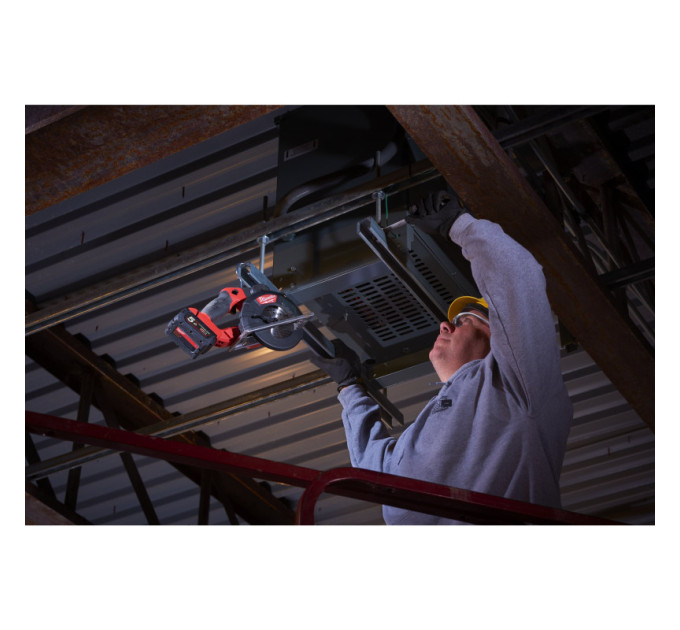 Пила дисковая аккумуляторная бесщеточная по металу MILWAUKEE M18 FMCS-502X Ø150мм (ЗУ+2Х5Ач+HDкейс)