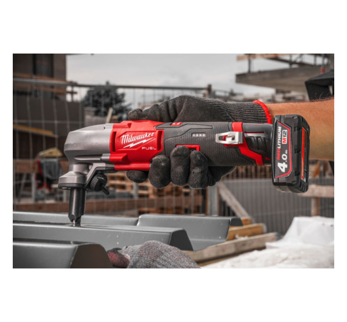 Ножницы по металлу аккумуляторные бесщёточный MILWAUKEE M12 FNB16-0 (каркас)