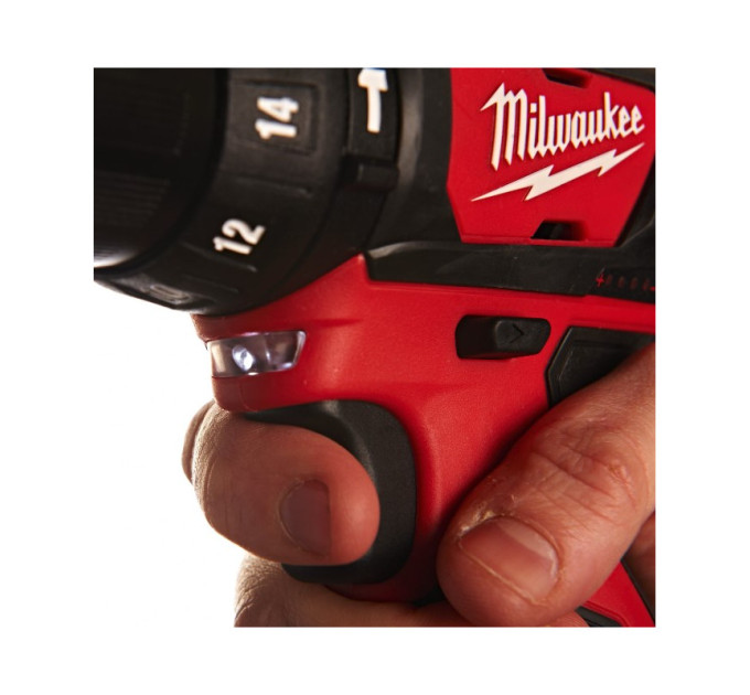 Дриль-шуруповерт акумуляторна ударна MILWAUKEE M12 BPD-202X (30 Нм) (ЗУ+2ак.Х2Ач+кейс)