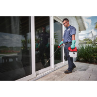 Опрыскиватель аккумуляторный 3.7 литра MILWAUKEE M12 BHCS3L-201 (ЗУ+1акк.Х2Ач)