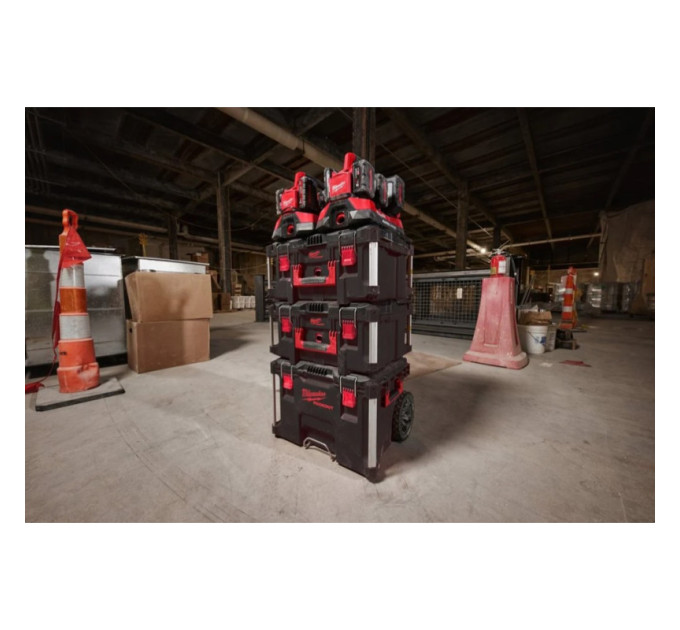 Зарядное устройство MILWAUKEE M18 PC6 (на 6 акк.) PACKOUT, (замена на 4932498551)