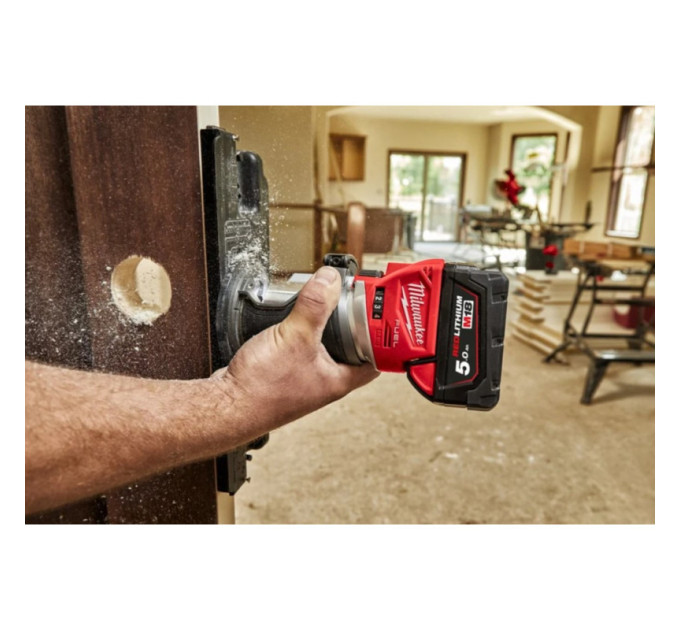 Фрезер аккумуляторный кромочный MILWAUKEE M18 FTR8-0X (каркас+HDкейс)