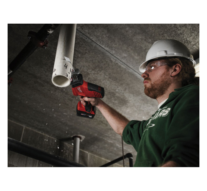 Пила сабельная аккумуляторная MILWAUKEE M18 C18 HZ-0X, (каркас, HDкейс)