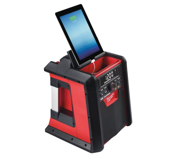 Аккумуляторное радио M18 RC-0 MILWAUKEE 4933446639