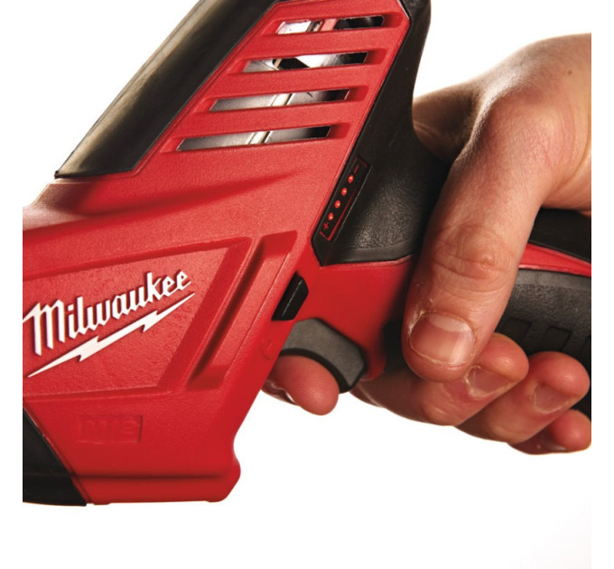 Пила сабельная аккумуляторная MILWAUKEE M12 C12 HZ-0 (каркас)