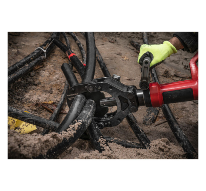 Кабелерез гидравлический аккумуляторный MILWAUKEE M18 HCC125-801C (ЗУ+ 1акк.Х8Ач+кейс) FORGE™
