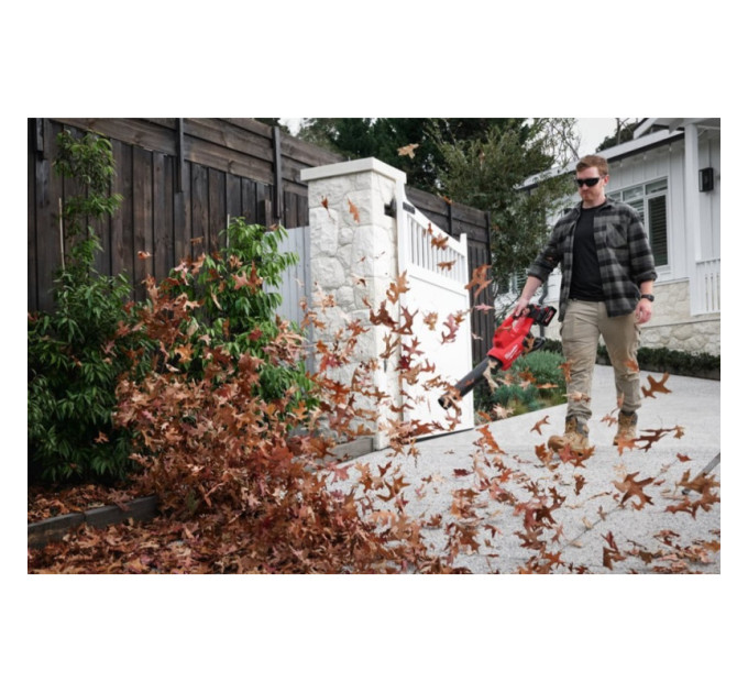 Воздуходувка аккумуляторная бесщёточная MILWAUKEE M18 F2BL-802 (2 Х18В)(ЗУ+2акк.Х8Ач) , (замена на 4