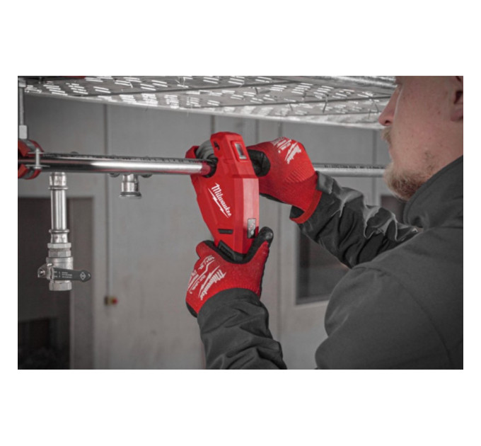 Труборез аккумуляторный по нержавеющей стали MILWAUKEE M12 PCSS-202C (ЗУ+2акк.Х2Ач+кейс)