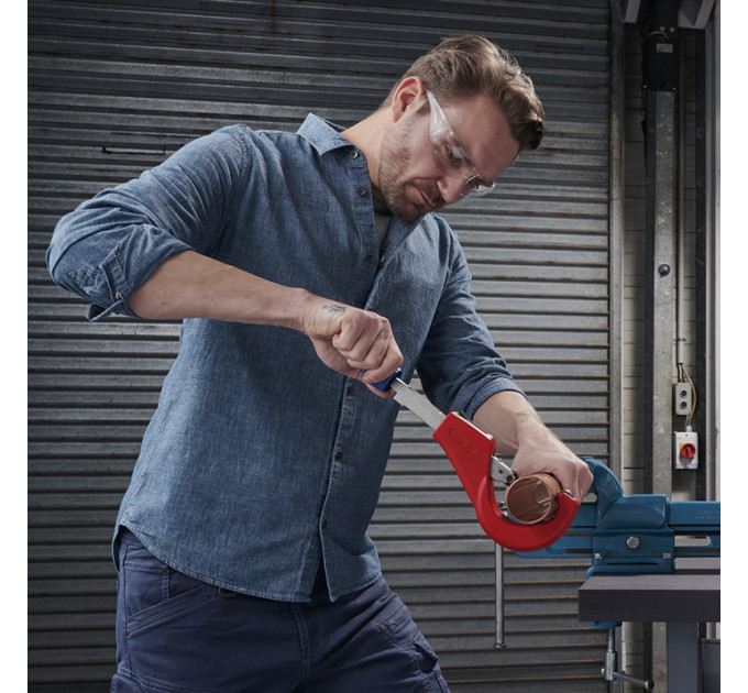 Труборез диаметром от 6 до 76 мм (1/4" - 3") KNIPEX TubiX® XL