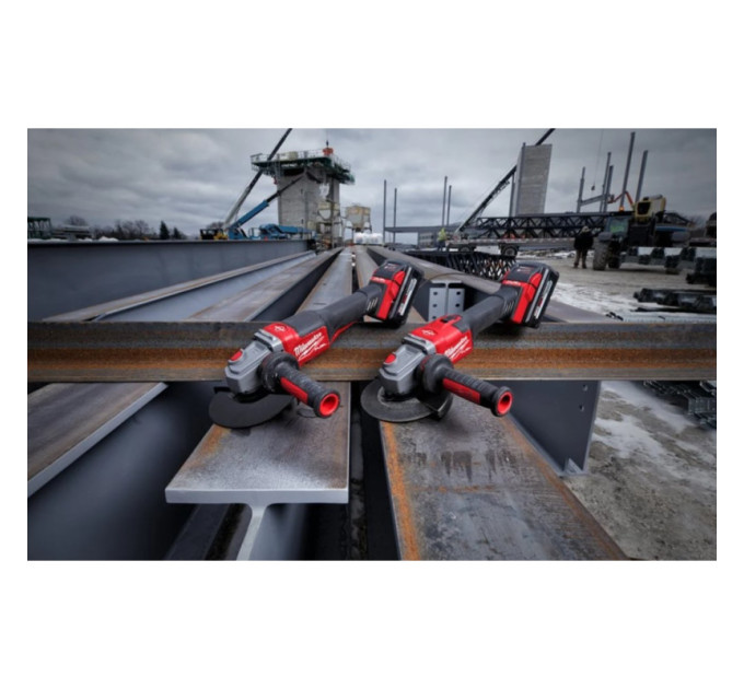 Углошлифовальная машина аккумуляторная MILWAUKEE M18 FHSAG125XPDB-0