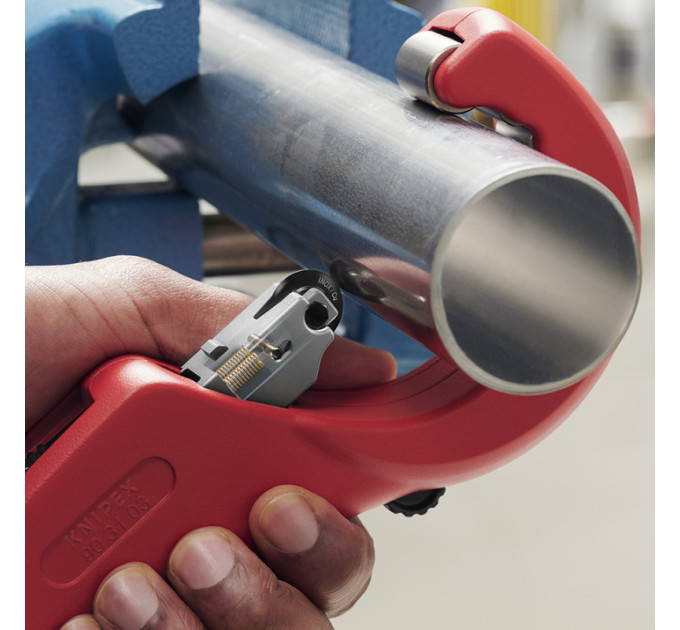 Труборез диаметром от 6 до 76 мм (1/4" - 3") KNIPEX TubiX® XL