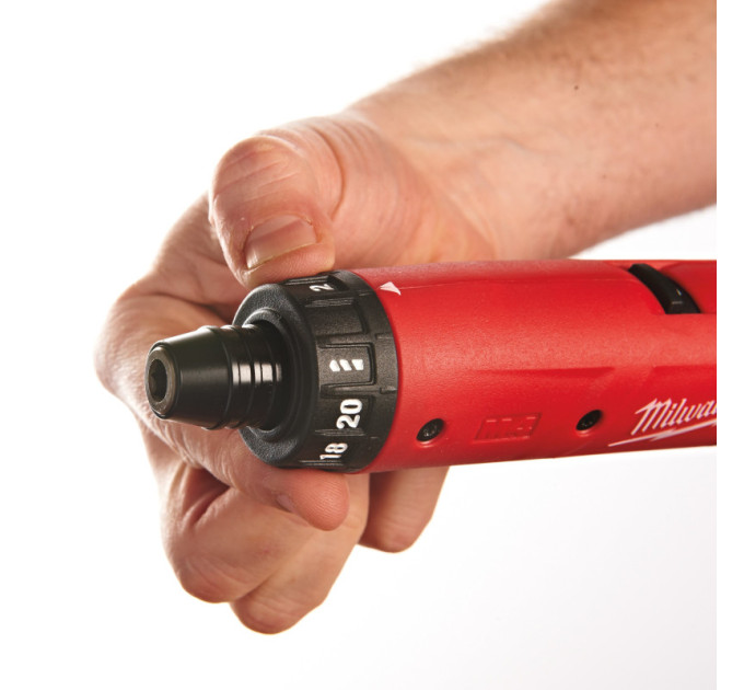 Акумуляторна викрутка MILWAUKEE M4 D-202B крутий.