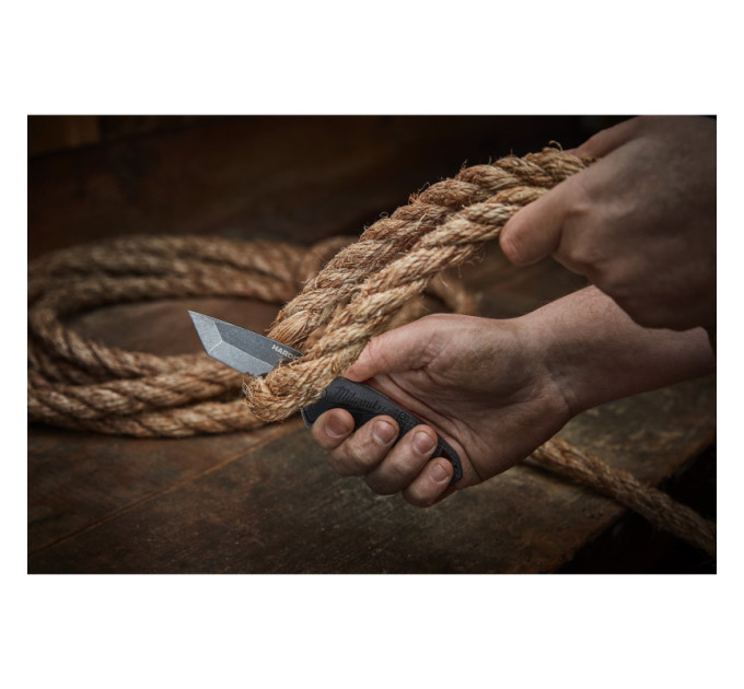 Нож складной HARDLINE Serrated MILWAUKEE с серейторным лезвием 75мм