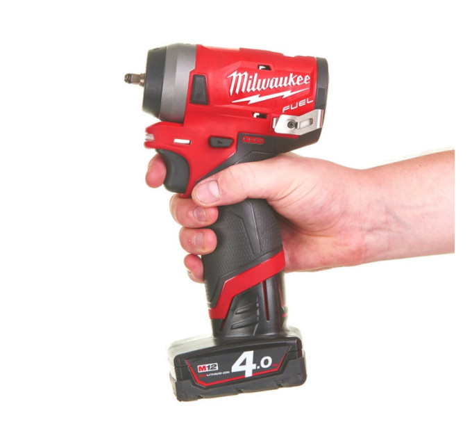 Гайковерт аккумуляторный бесщеточный MILWAUKEE 1/4" (136 Нм) M12 FIW14-0, с кольцом (каркас)