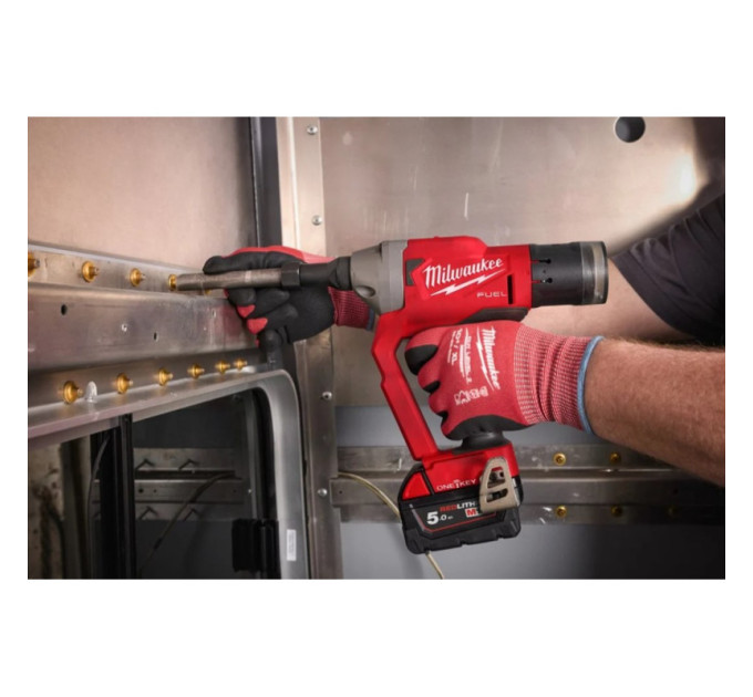 Заклепочник аккумуляторный для вытяжных заклепок MILWAUKEE M18 ONEFLT-0X, (Ø4,8-6,4мм) (каркас)