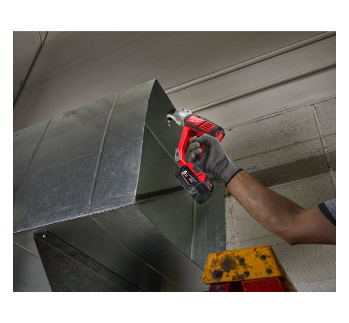 Ножницы по металлу аккумуляторные MILWAUKEE M18 BMS20-0 (каркас)