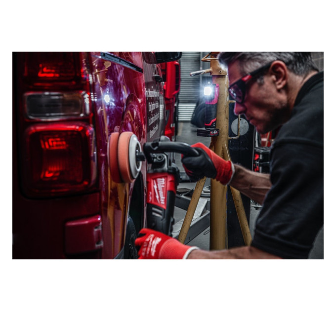 Фонарь светодиодный аккумуляторный для цветоподбора MILWAUKEE M12 CML-401 (ЗУ+1акк.Х4Ач)