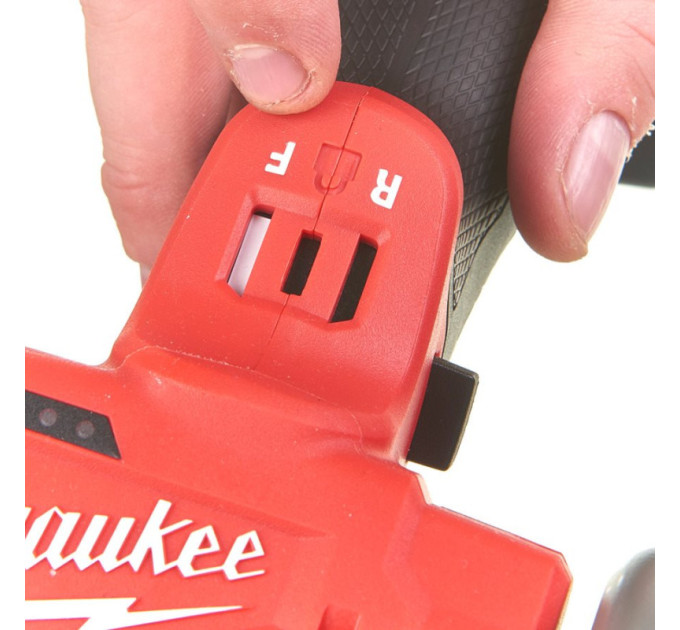 Пила дисковая универсальная аккумуляторная бесщёточная MILWAUKEE M12 FCOT-0, Ø76 (каркас)